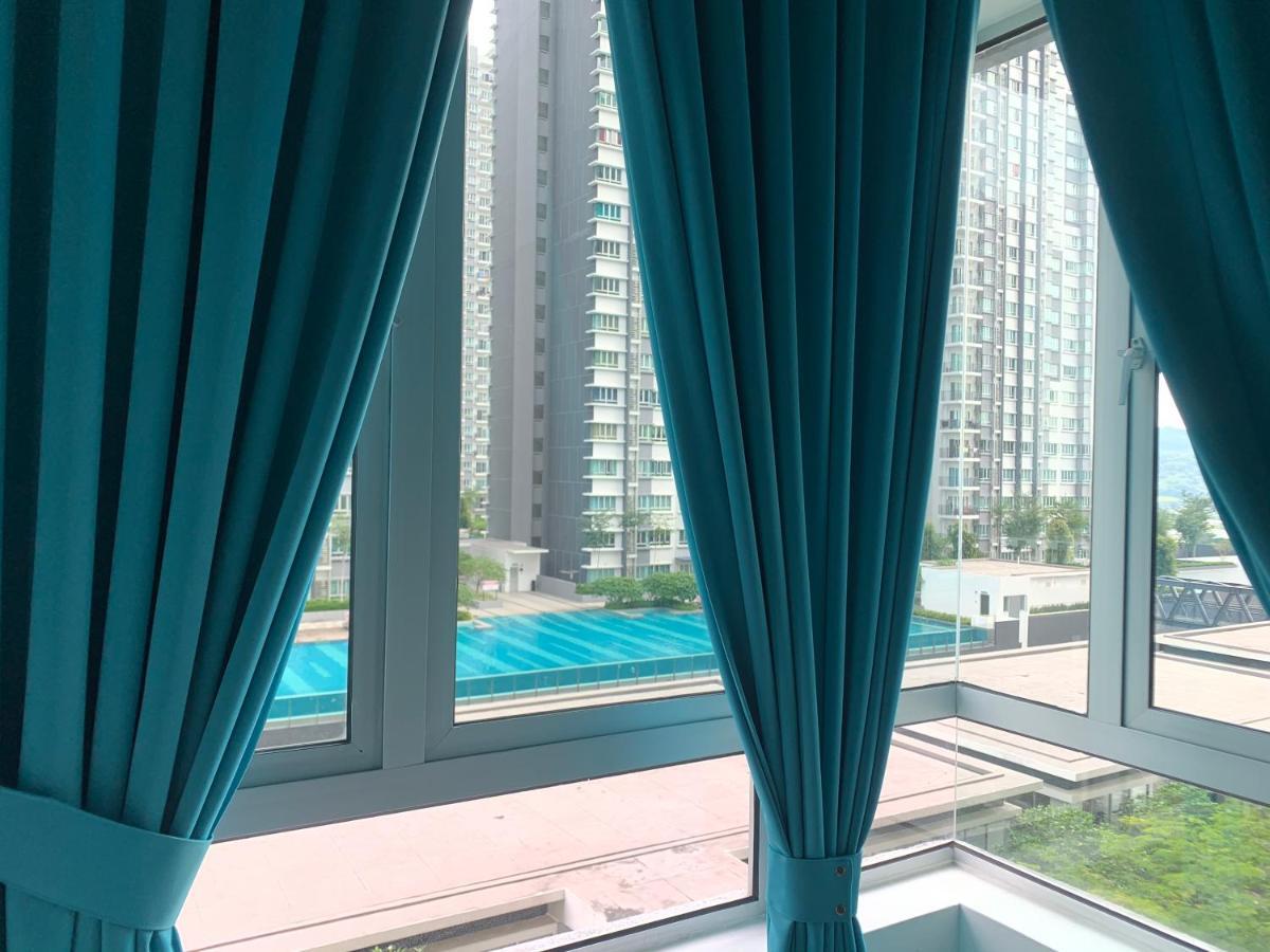 Relaxed Family Staycation, Pool View W Wifi N Netflix Bangi Luaran gambar