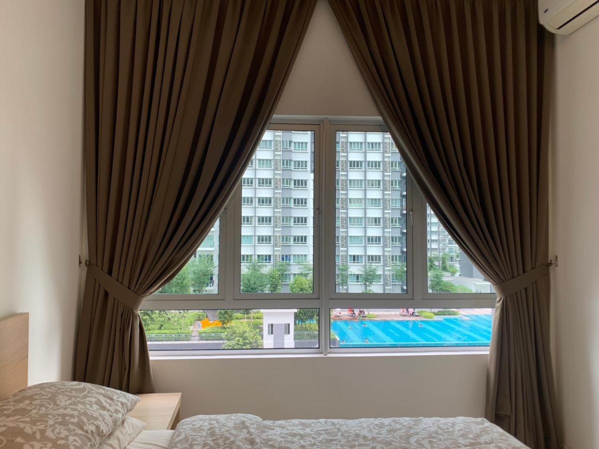 Relaxed Family Staycation, Pool View W Wifi N Netflix Bangi Luaran gambar