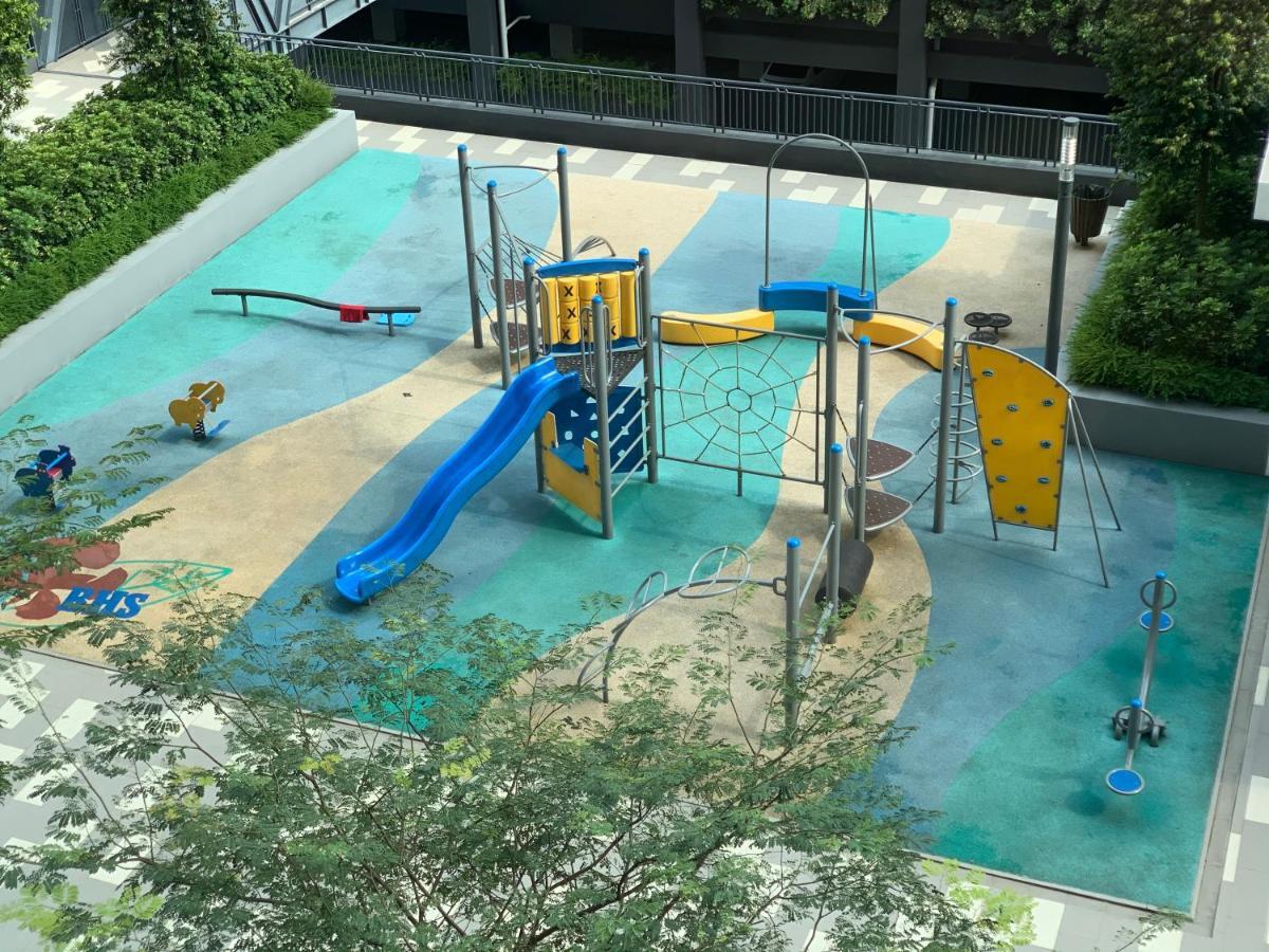 Relaxed Family Staycation, Pool View W Wifi N Netflix Bangi Luaran gambar